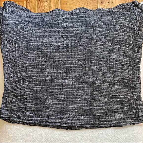 Eileen Fisher Three Quarter Sleeve Gauze Weave Boxy Top - Black/White - Small - Picture 8 of 9